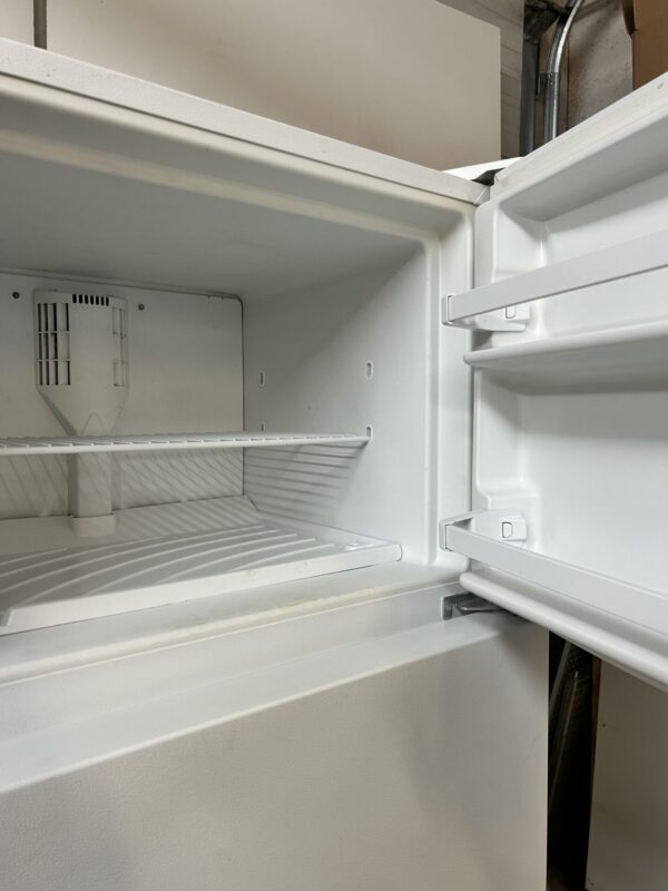 Used Inglis Fridge - Image 6