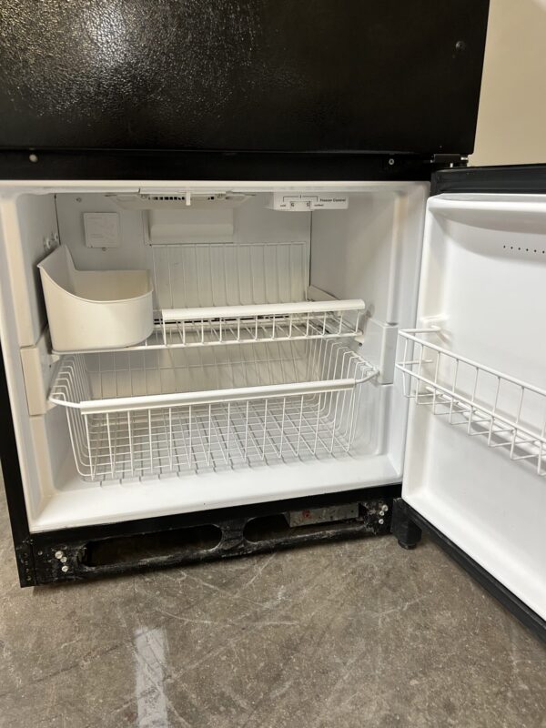 Used Kenmore Fridge - Image 4